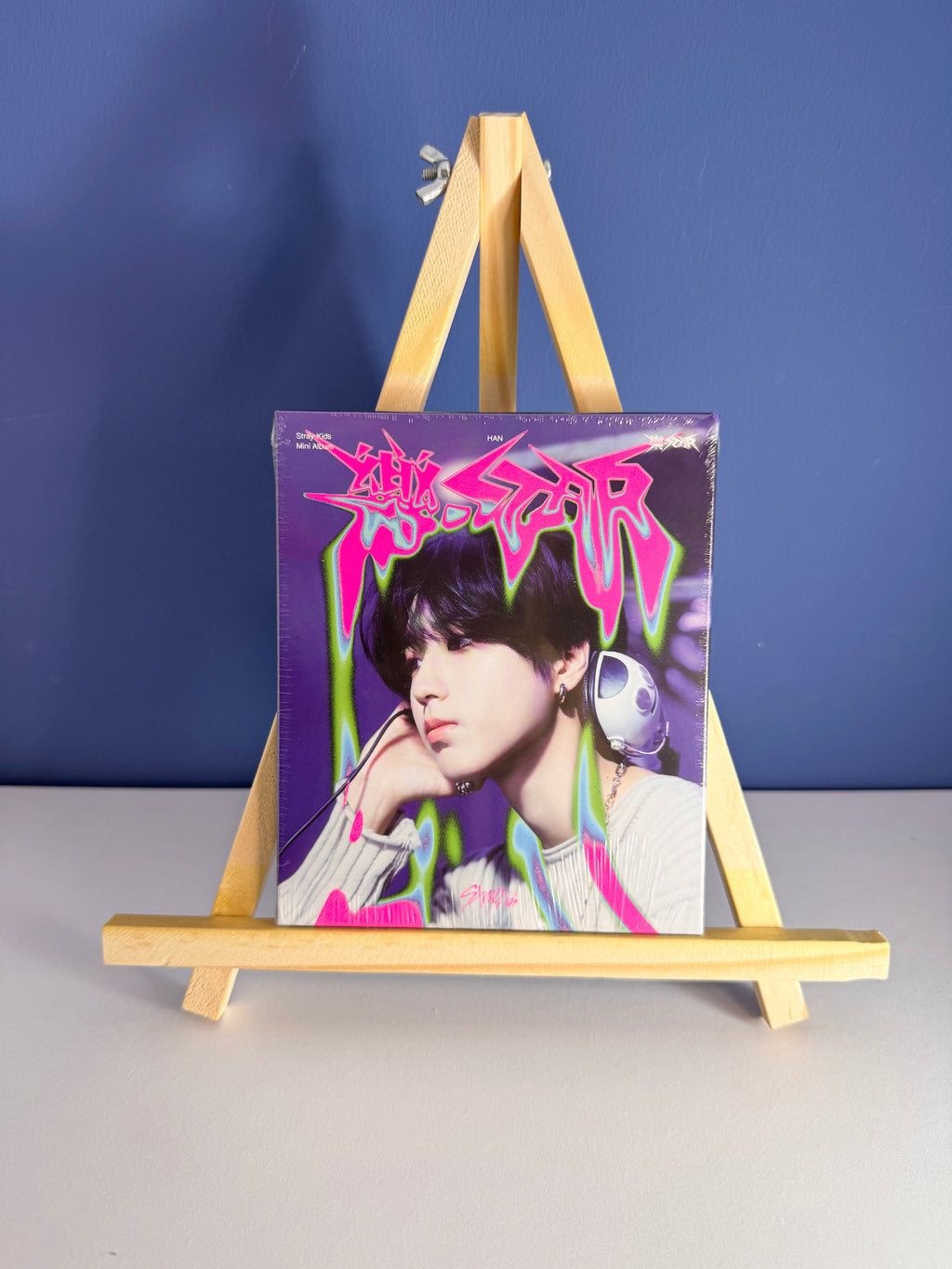 STRAY KIDS - [樂-STAR / ROCK-STAR] Mini Album (POSTCARD Version)