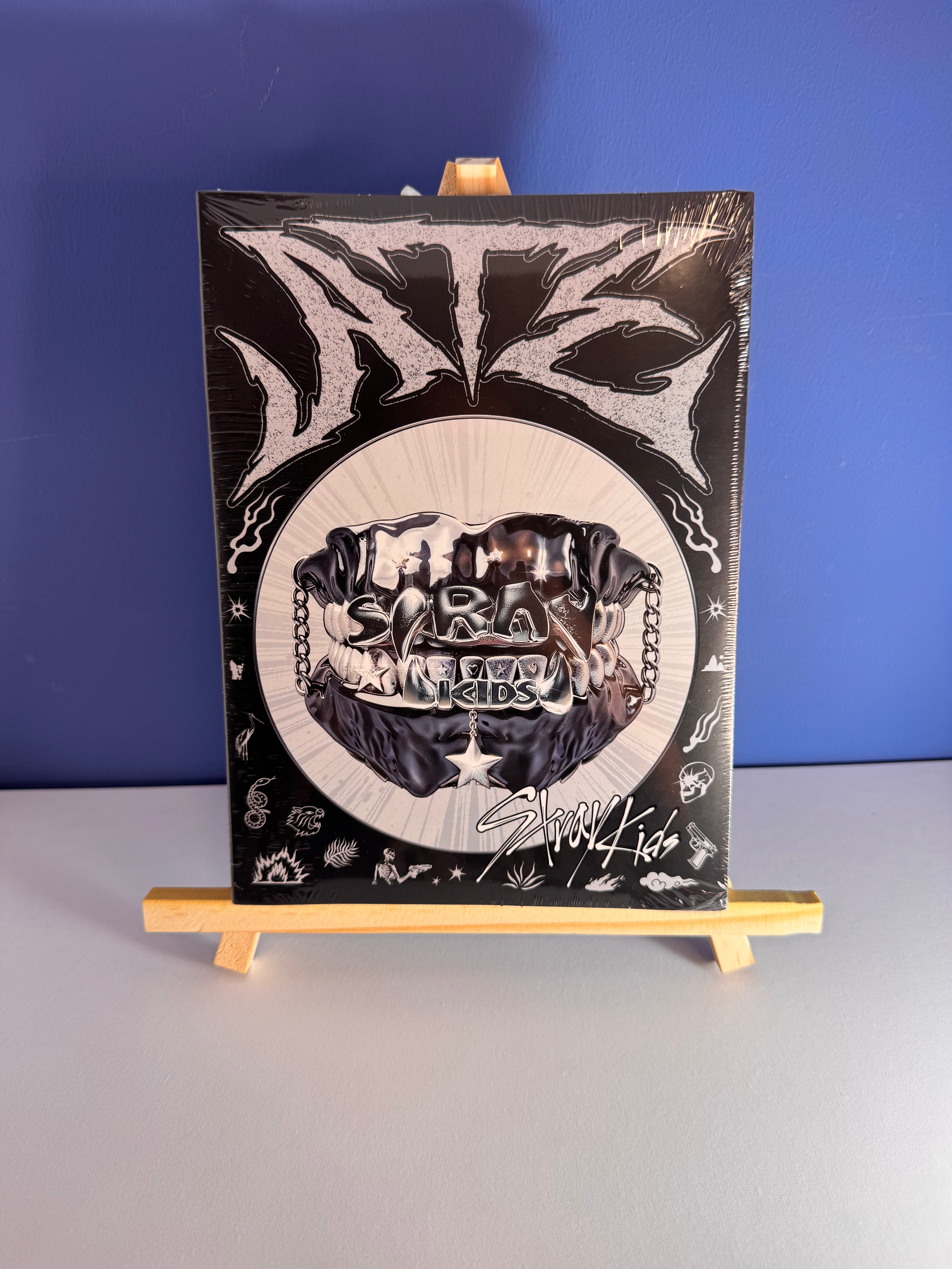 STRAY KIDS - [ATE] Mini Album (STANDART Ver.)